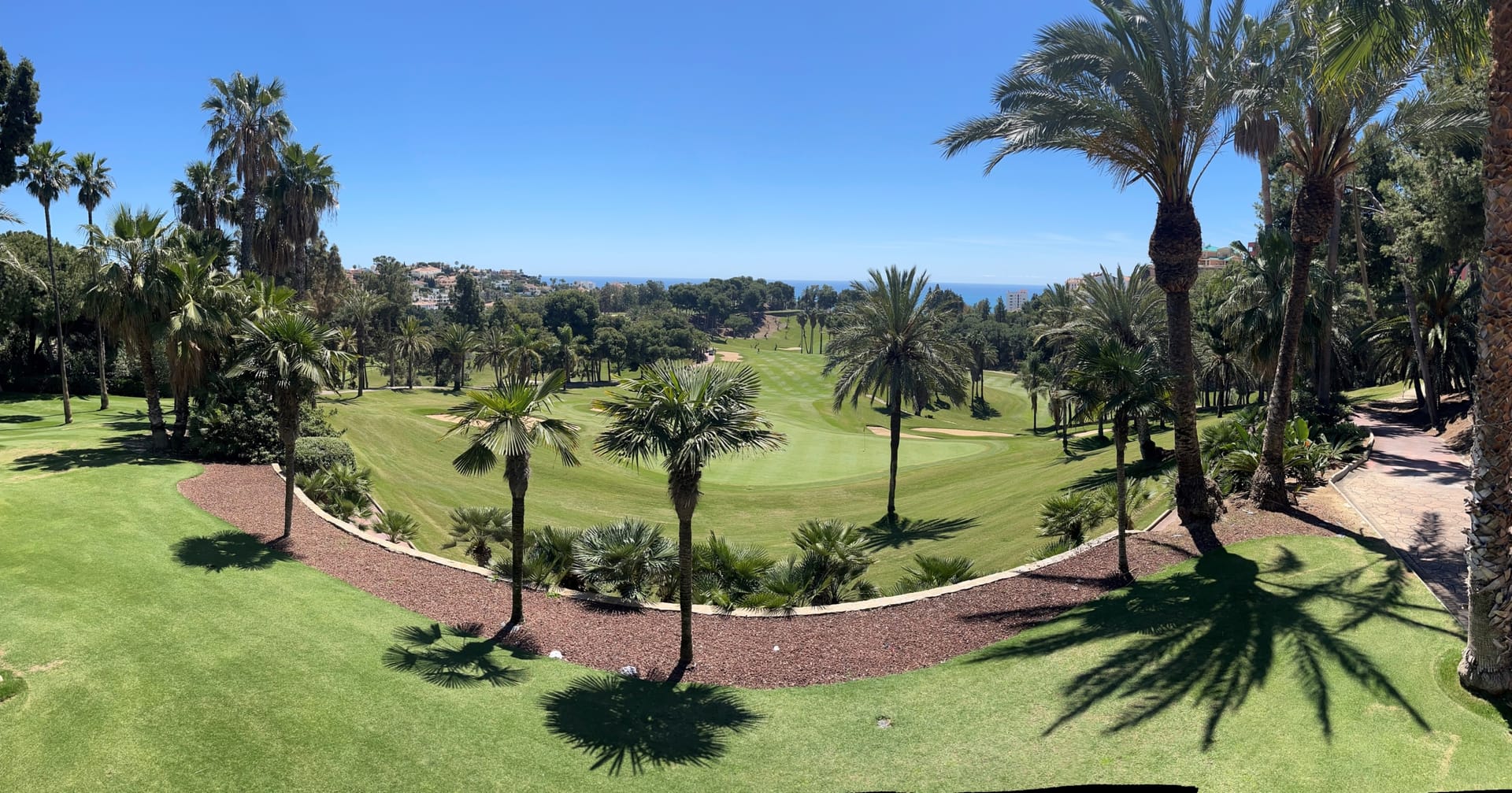 Abelias — two and three bedroom apartments in Torrequebrada, Benalmádena (8 of 9)