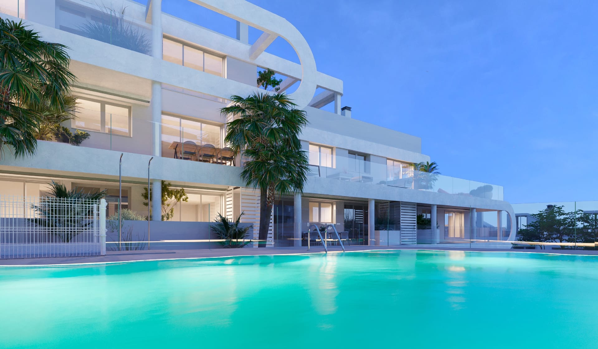 The pool, with the apartments on three sides. Anna de Estepona, Calle del Dique, Estepona.