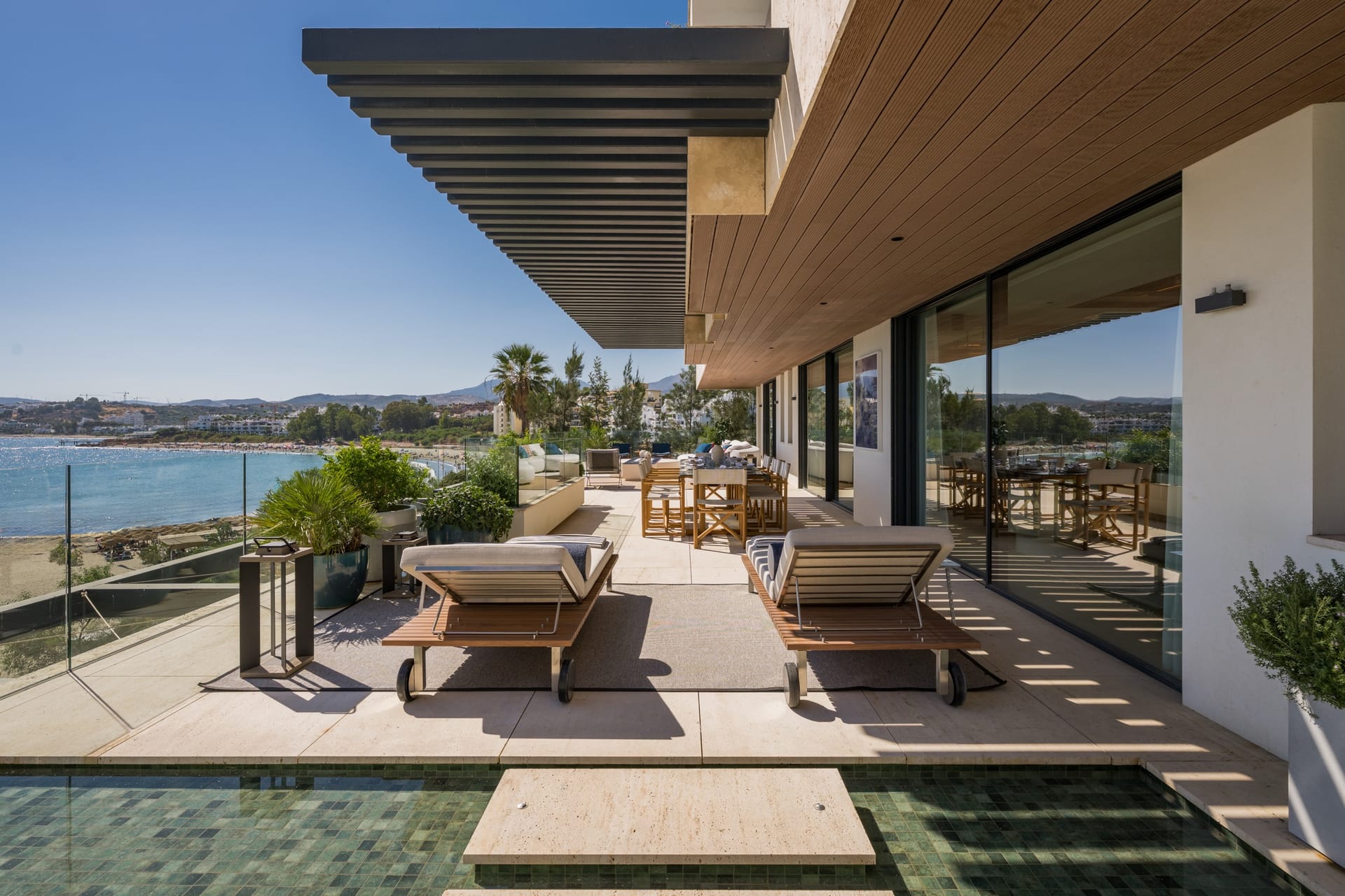 Atelier 4 — two to four bedroom apartments in Playa del Cristo, Estepona (2 of 10)