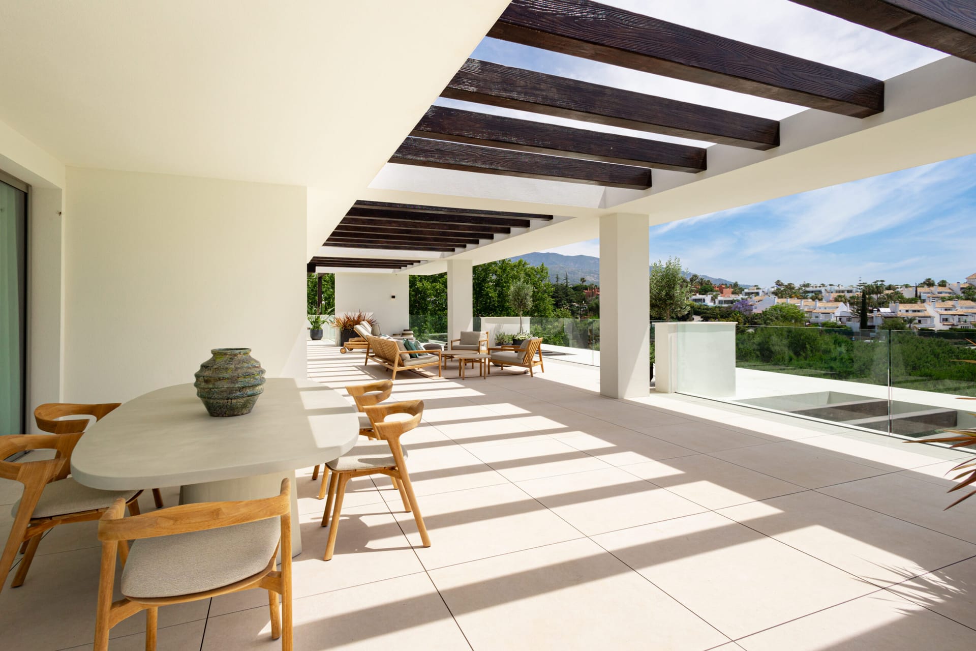 Earth — three and four bedroom apartments in Golden Mile, Marbella (7 of 11)