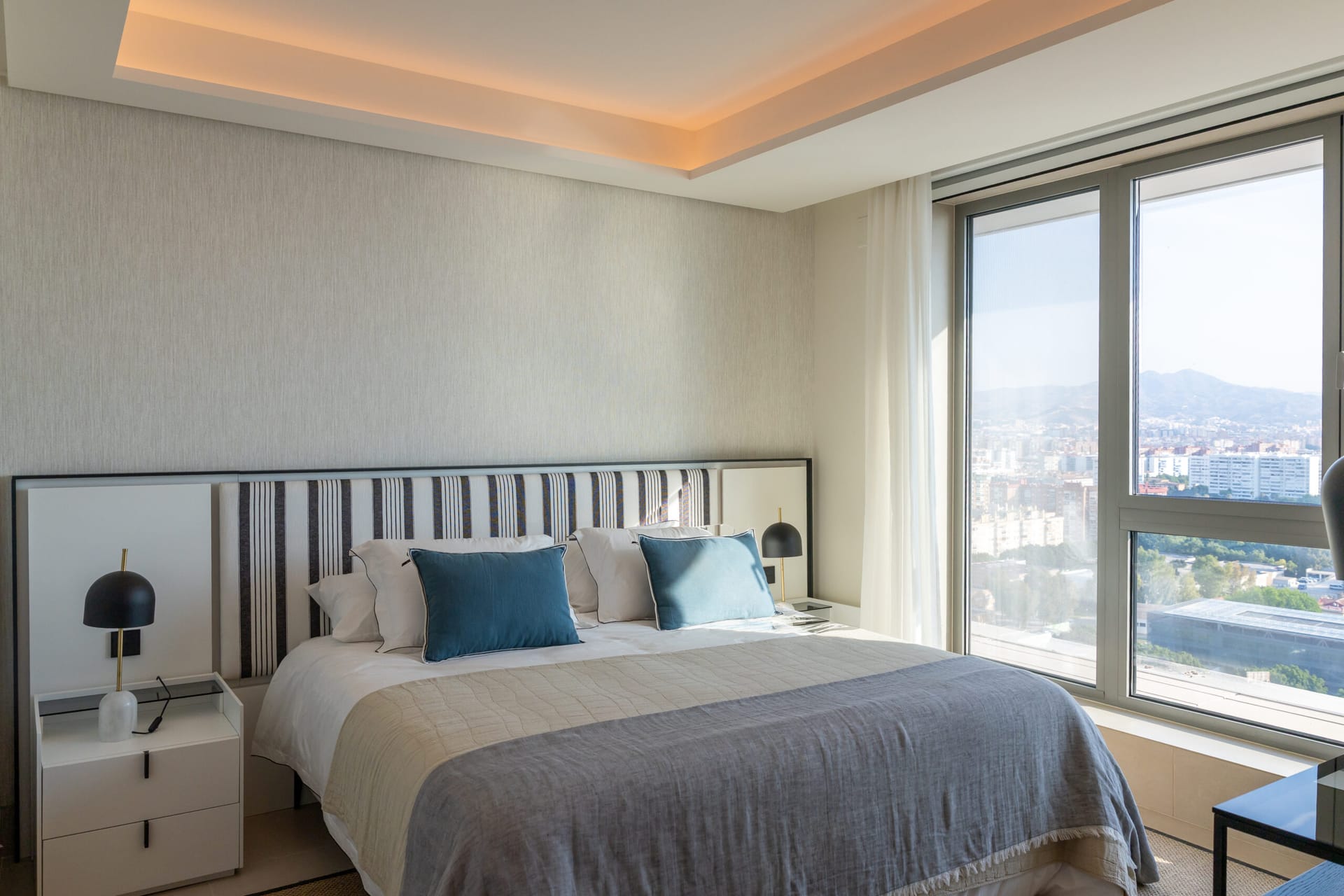 Málaga Towers — four bedroom apartments in Carretera de Cádiz, Málaga (15 of 17)