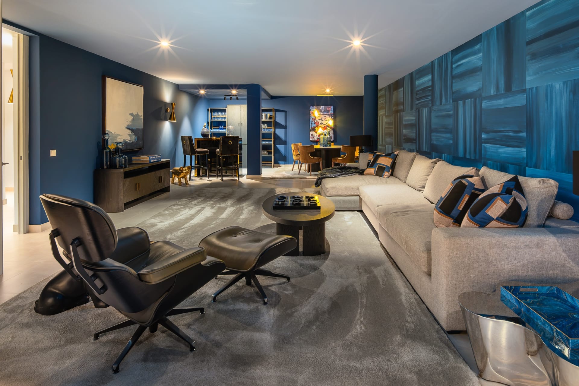 Nine in Paradise — four and five bedroom homes in El Paraíso, Estepona (13 of 14)