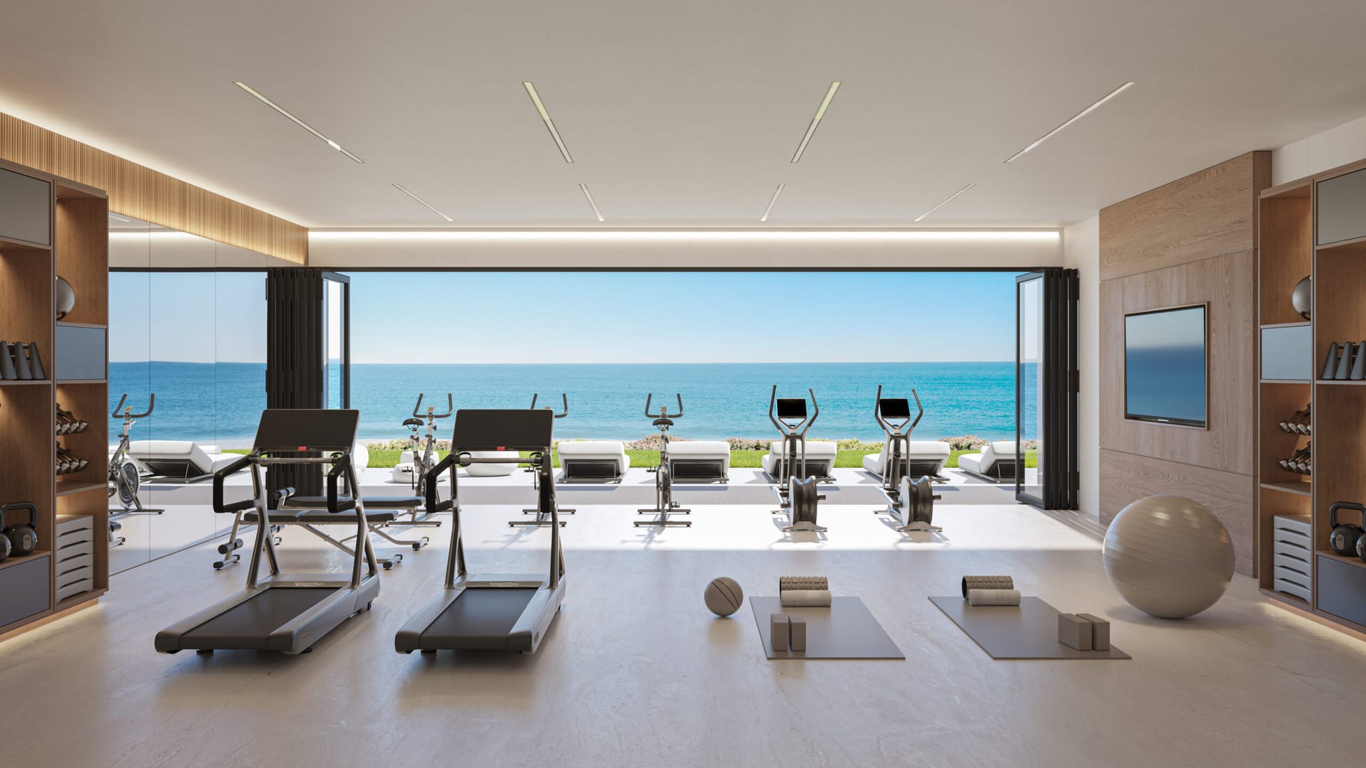 The gym, which looks out over the sea. Nubay, La Chullera, Manilva.