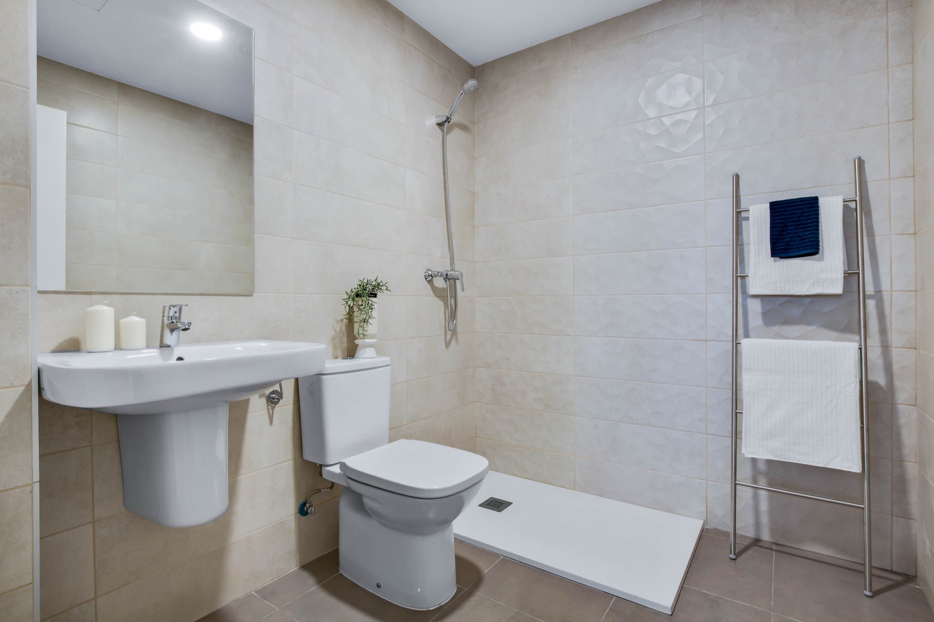 Suite Mijas Phase One — one, two and three bedroom homes in Las Lagunas de Mijas, Mijas (10 of 13)