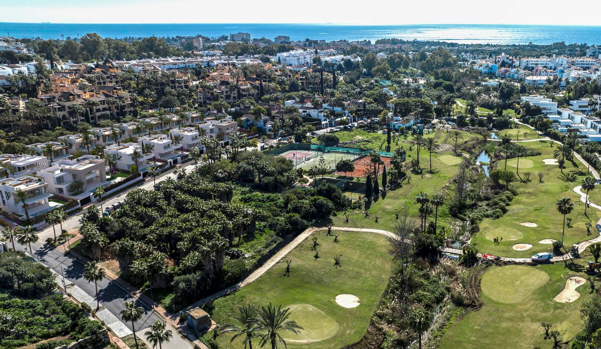 The Club Villas — five bedroom homes in El Campanario, Estepona (7 of 9)