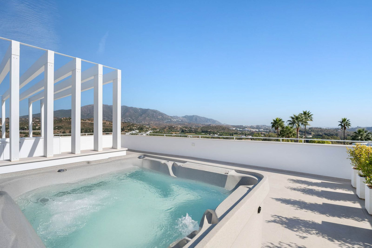 Tree Villas — four bedroom homes in La Cala Golf, Mijas (12 of 16)