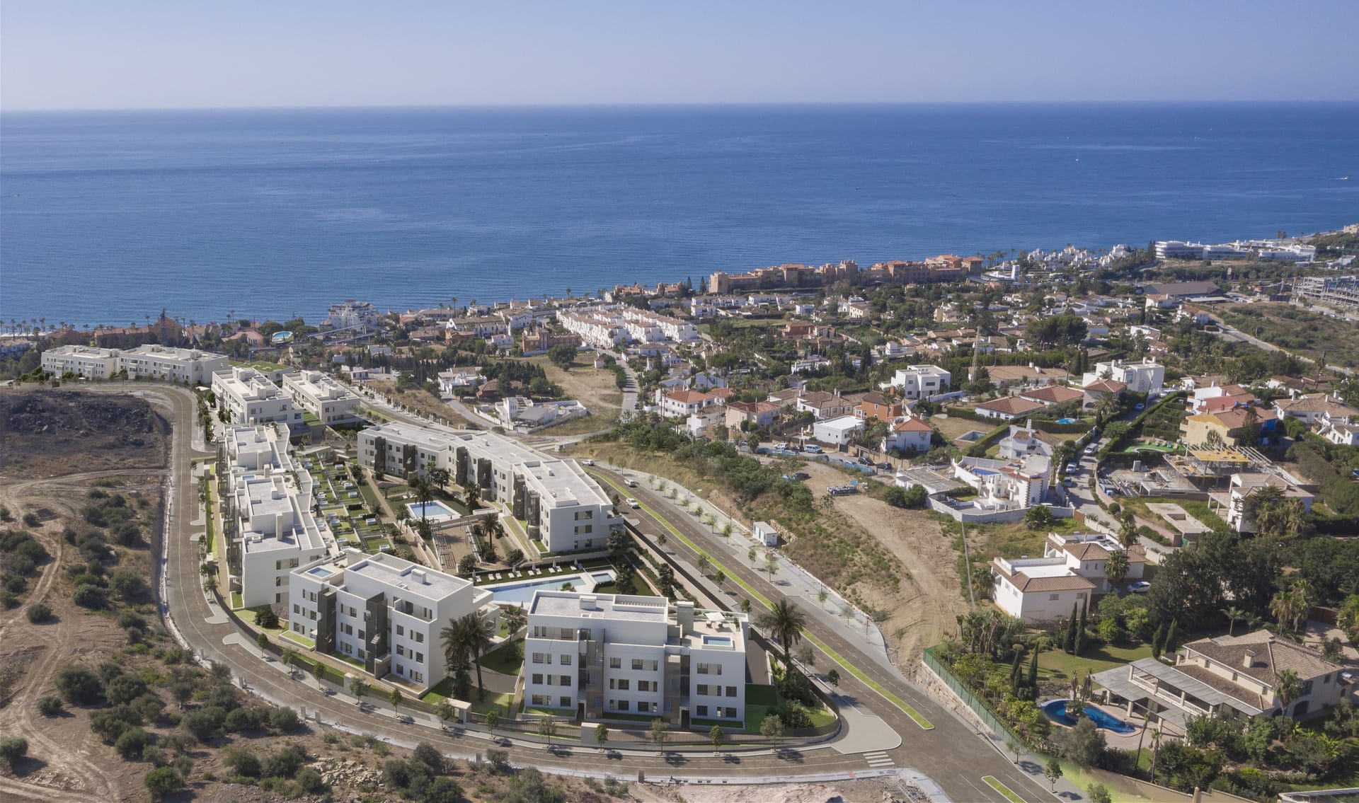 Zenity Blau I — two and three bedroom apartments in La Gaspara, Estepona (1 of 9)