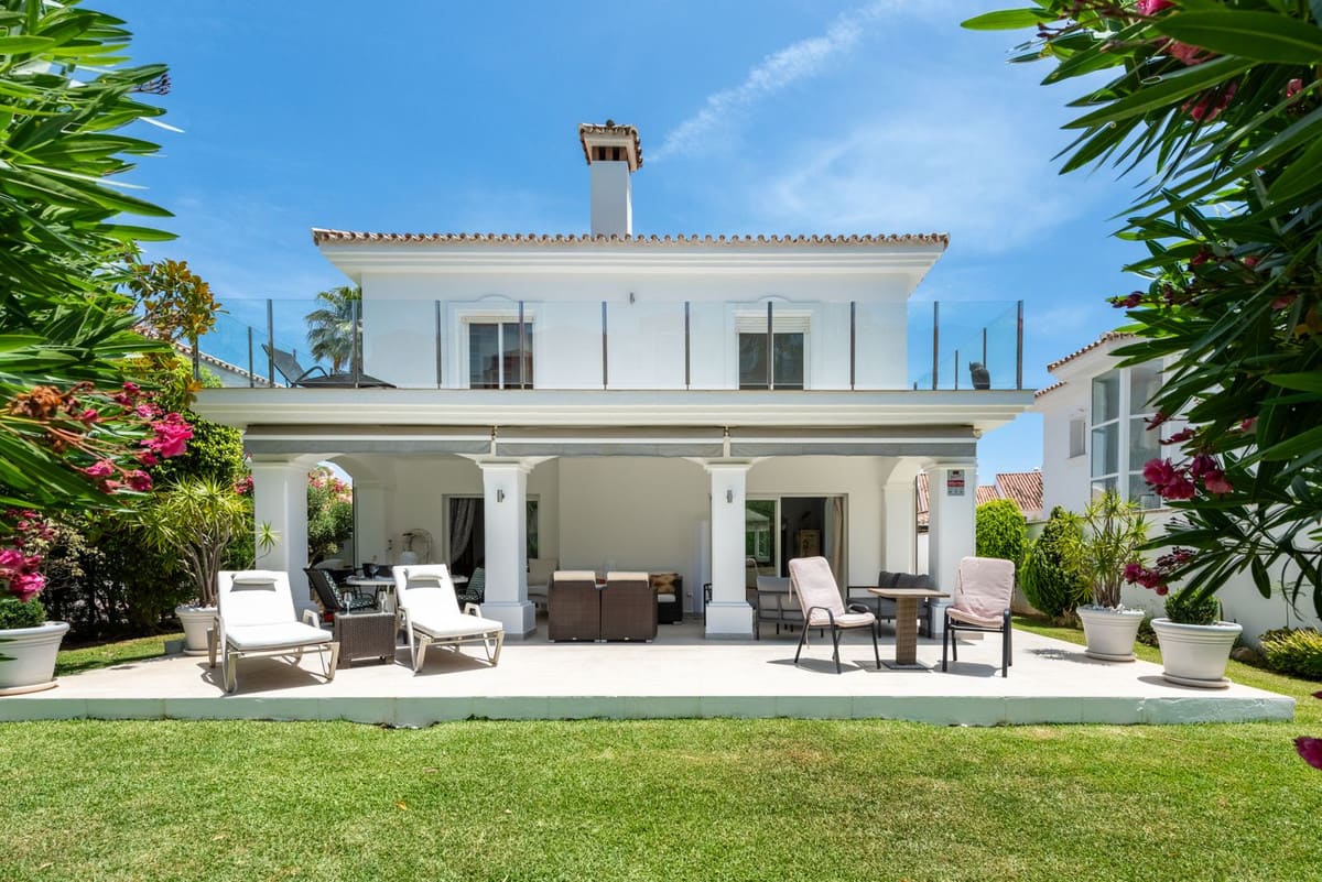 Villa Monte Biarritz, Estepona · Atalaya — photo 1 of 15